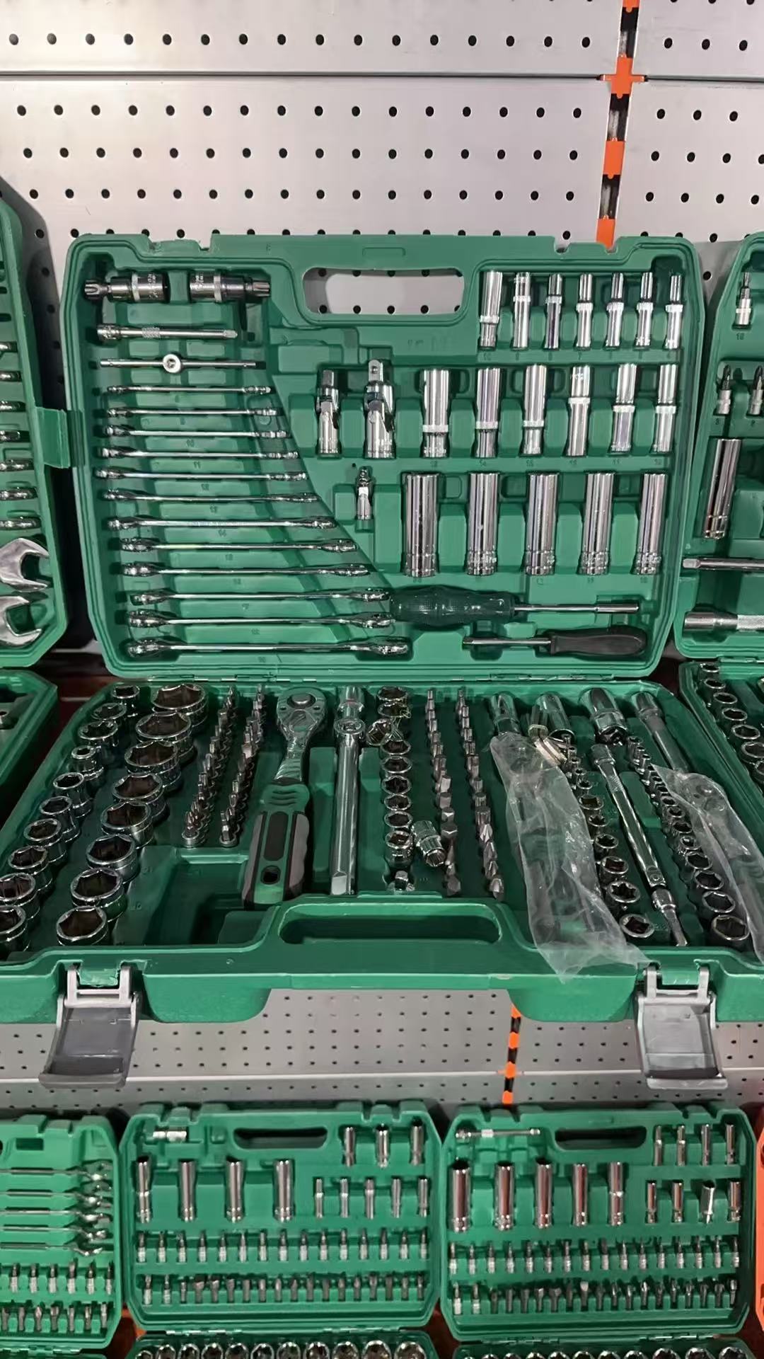 216-Piece DIY Auto Repair Tool - Kit Power Tools review and price